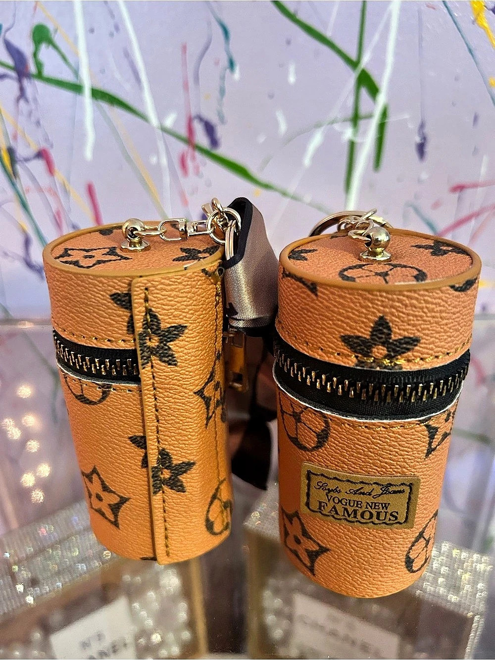Monogrammed Accessory Case🩷Keychain. - Picture 2 of 2